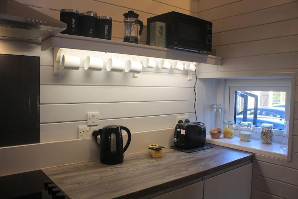 The Scullery - A Quirky Annex With Wood Fire Villa Huddersfield Exterior photo